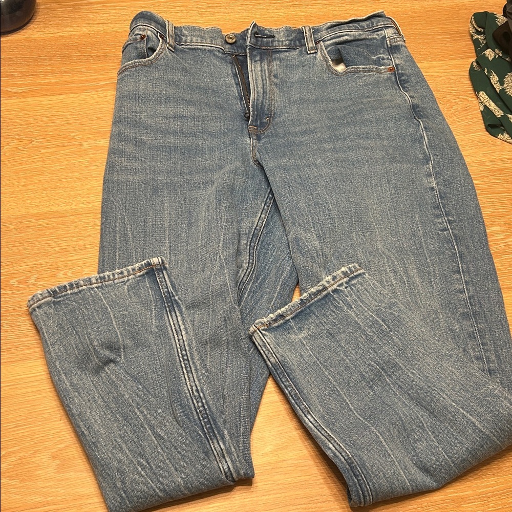 Abercrombie & Fitch Jeans Women's 29/8 The Mom High Rise light Blue Jeans